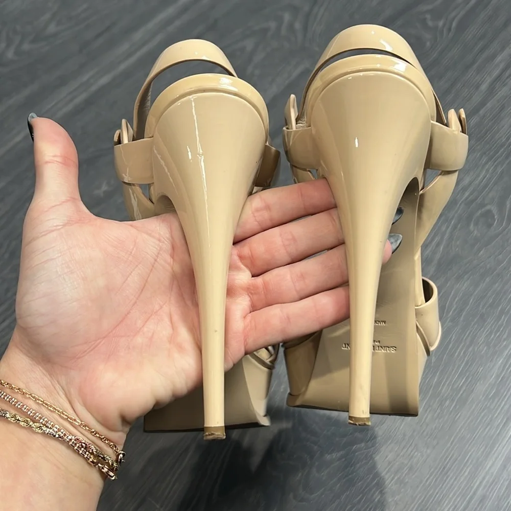 Saint Laurent Tribute Beige Patent Leather Sandals